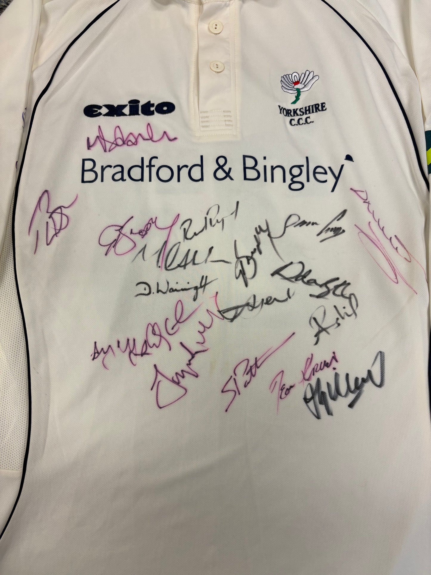 Simon Guy Yorkshire 2007 Retro LVCC Match Worn and Squad Signed LS Playing Shirt